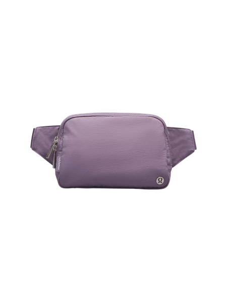 Everywhere Belt Bag Large 2L | Unisex Bags,Purses,Wallets | lululemon