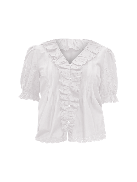 ピケ　Acka. embroidery frill blouse ピケ様専用 Acka. embroidery frill blouse - メルカリ