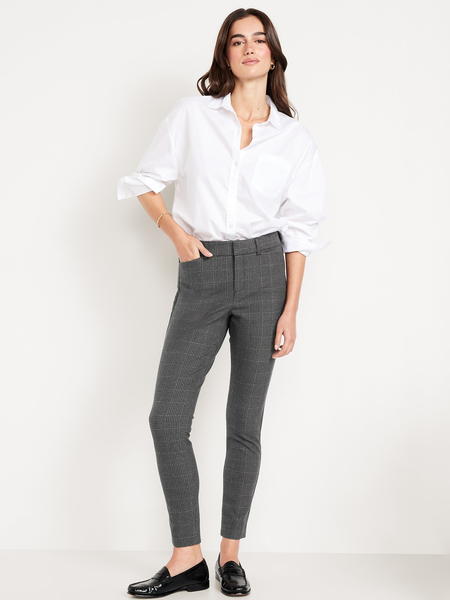 SoSoft Lite V-Neck Cardigan Sweater